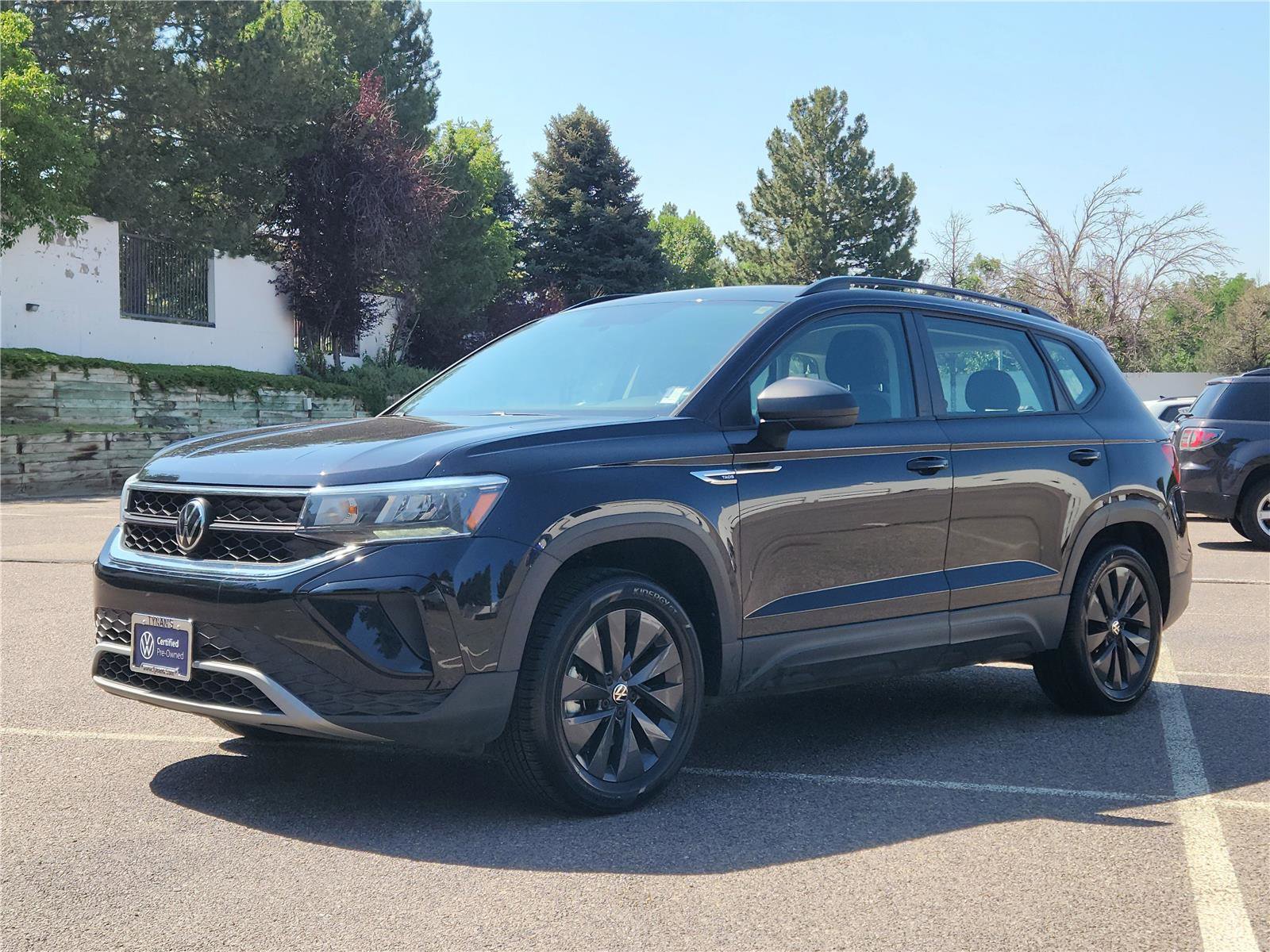 Used 2022 Volkswagen Taos S image 6