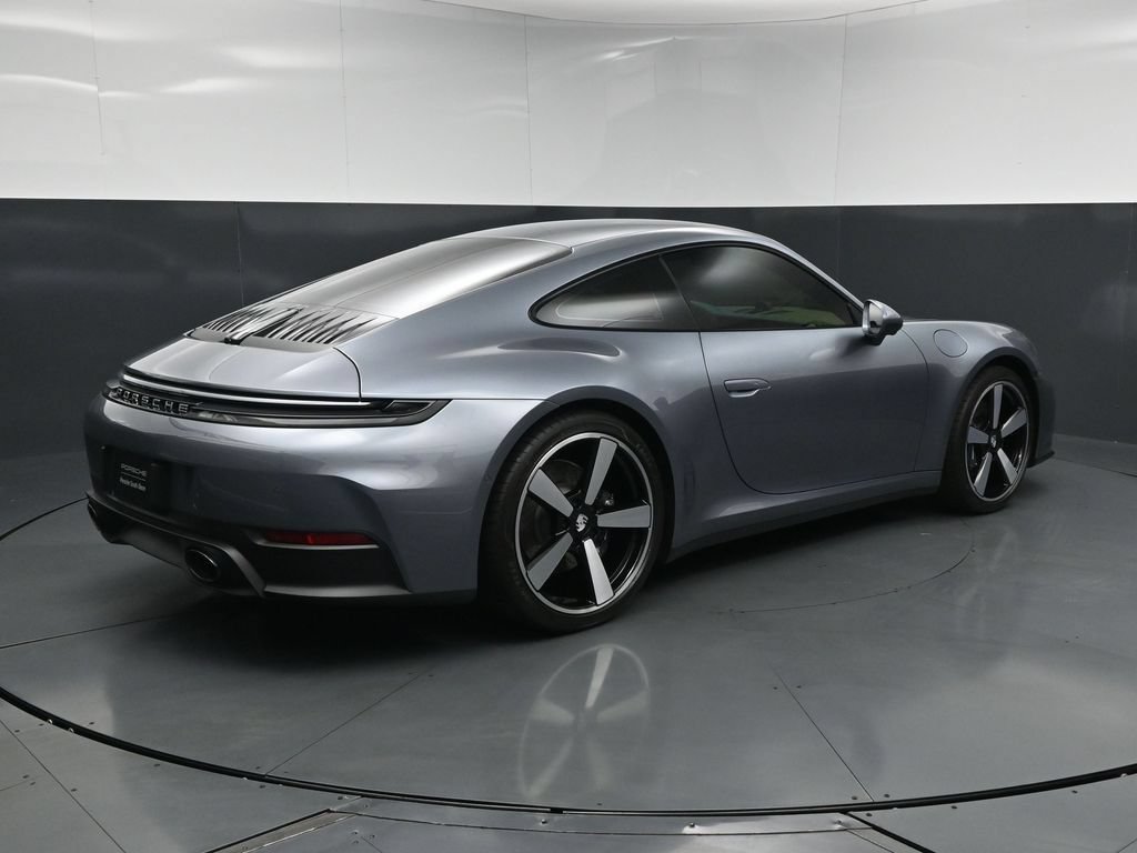 Certified 2026 Porsche 911 Carrera RWD image 10