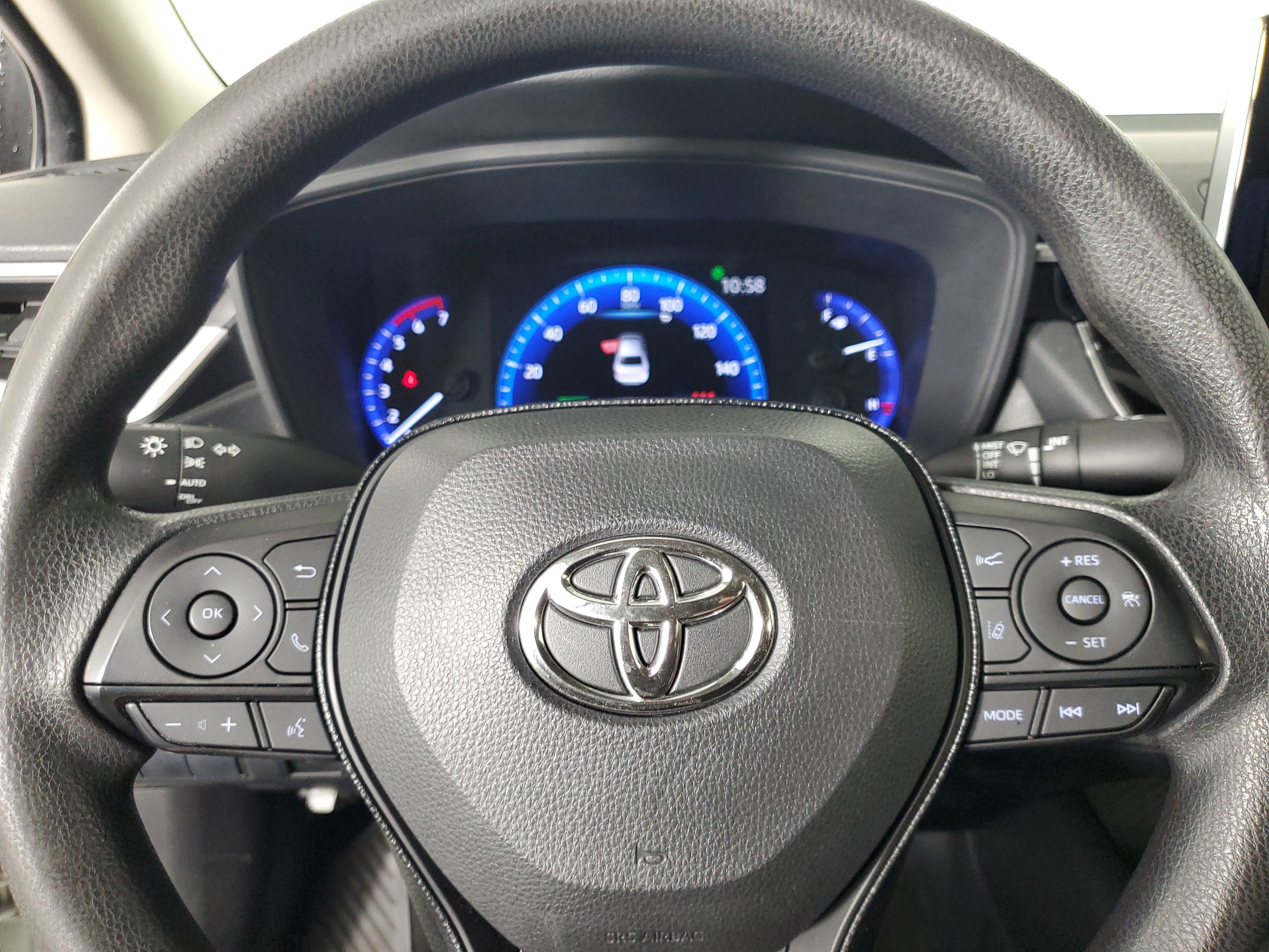 Used 2021 Toyota Corolla LE w/ Carpet Mat Package (TMS) image 23