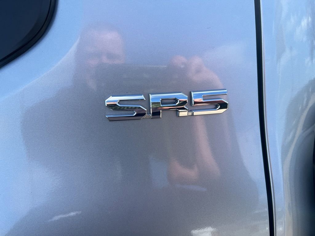 Used 2025 Toyota Tacoma SR5 AWD/4WD image 31