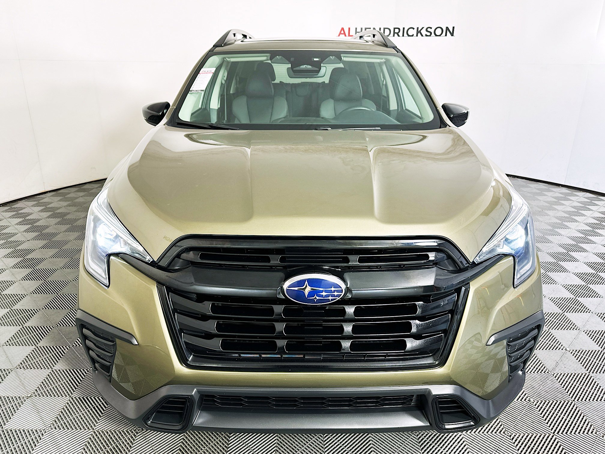 Used 2024 Subaru Ascent Onyx Edition image 8