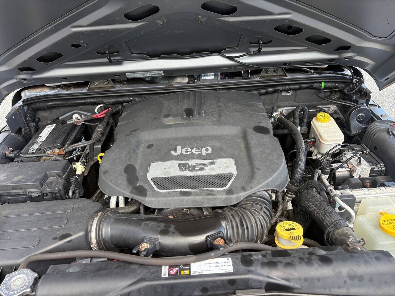 Used 2014 Jeep Wrangler Unlimited Sport w/ Quick Order Package 23S AWD/4WD image 22