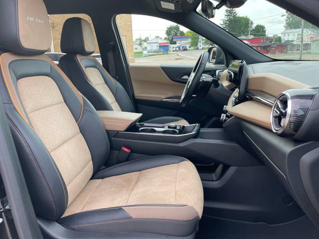 Used 2025 Chevrolet Equinox ACTIV w/ Safety and Technology Package FWD image 66