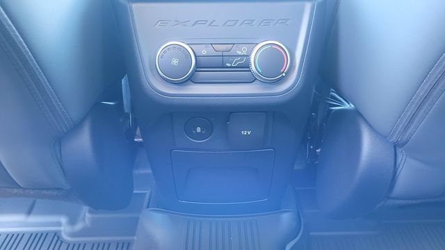 New 2026 Ford Explorer Active w/ Active Comfort Package AWD/4WD image 19