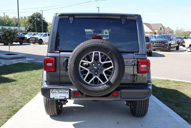 New 2025 Jeep Wrangler Sahara image 35