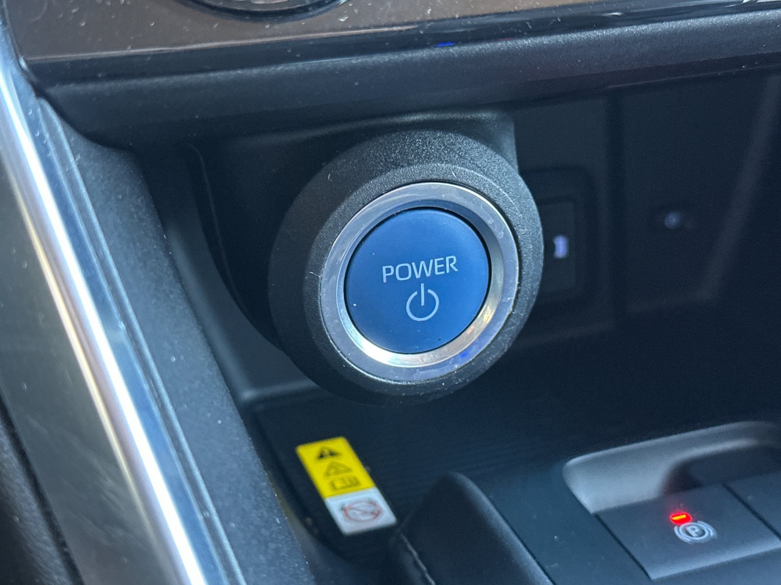 Used 2021 Toyota Venza LE AWD/4WD image 22