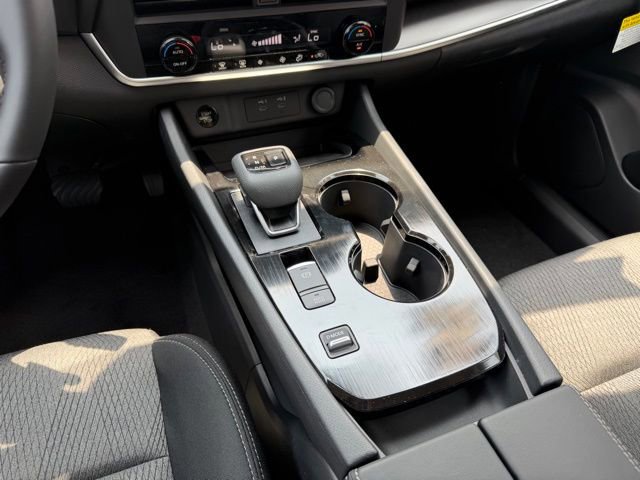 New 2026 Nissan Rogue SV FWD image 17