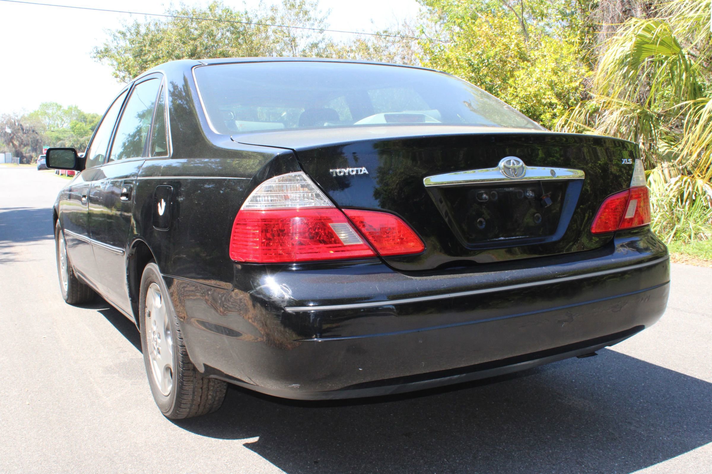 Used 2003 Toyota Avalon XLS image 4
