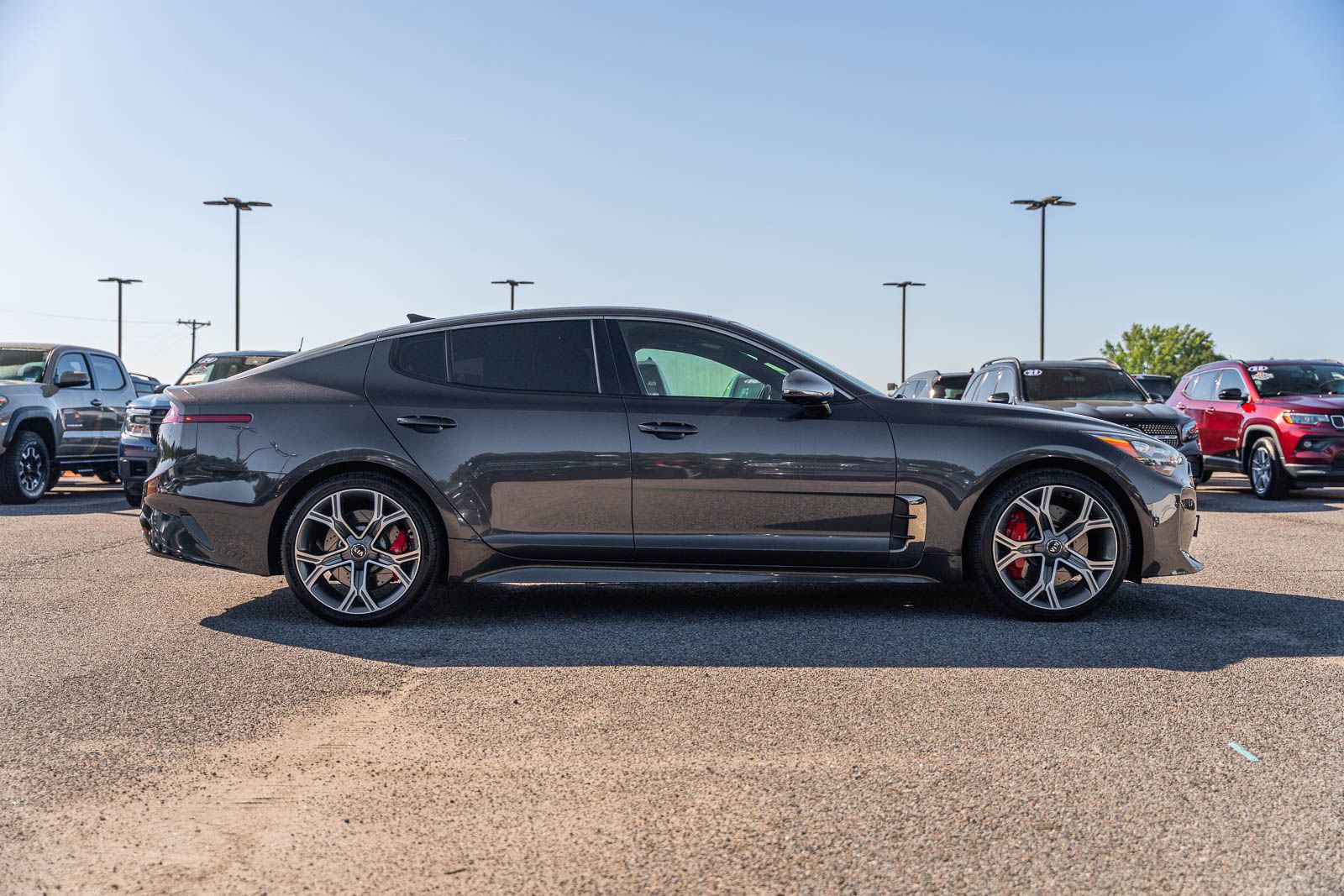 Used 2019 Kia Stinger GT2 AWD/4WD image 10