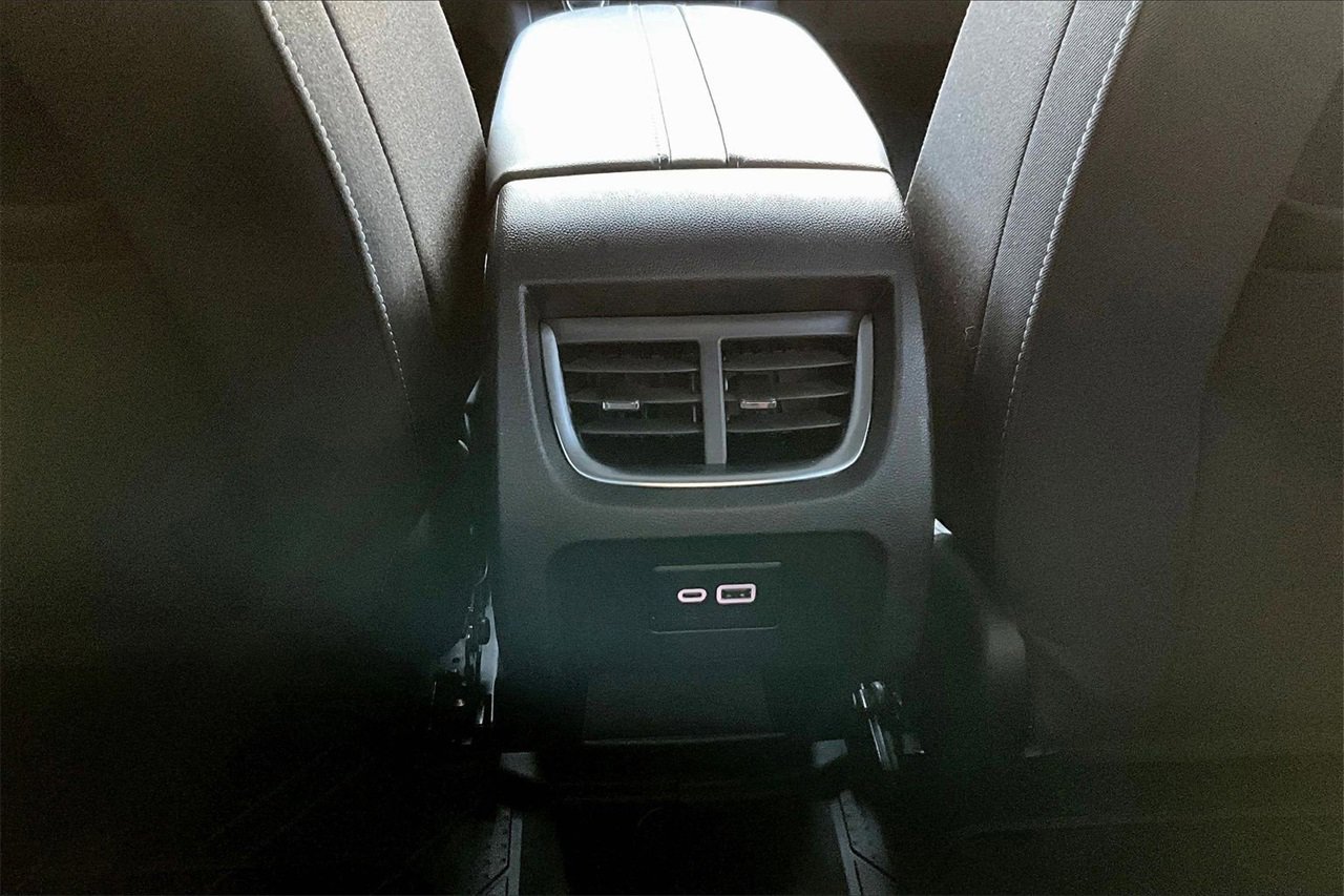 Used 2024 Chevrolet Blazer LT w/ Convenience Package image 14