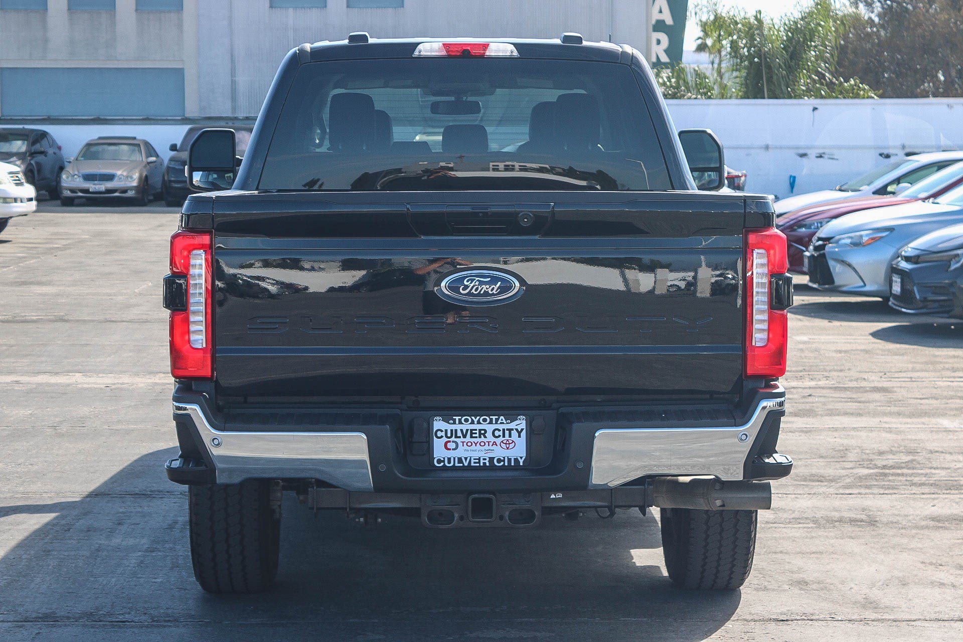 Used 2025 Ford F250 Lariat AWD/4WD image 8