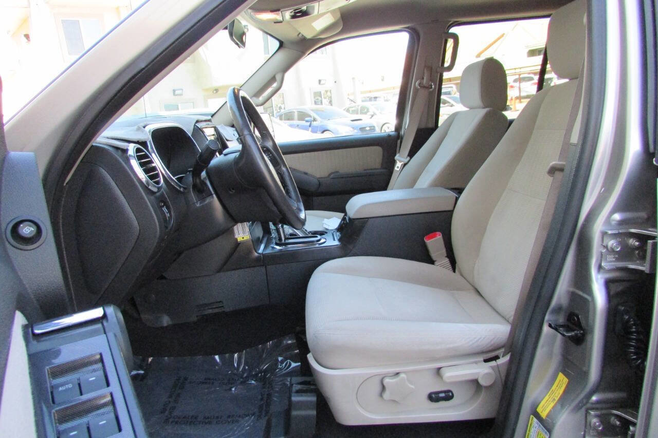 Used 2008 Ford Explorer XLT RWD image 12