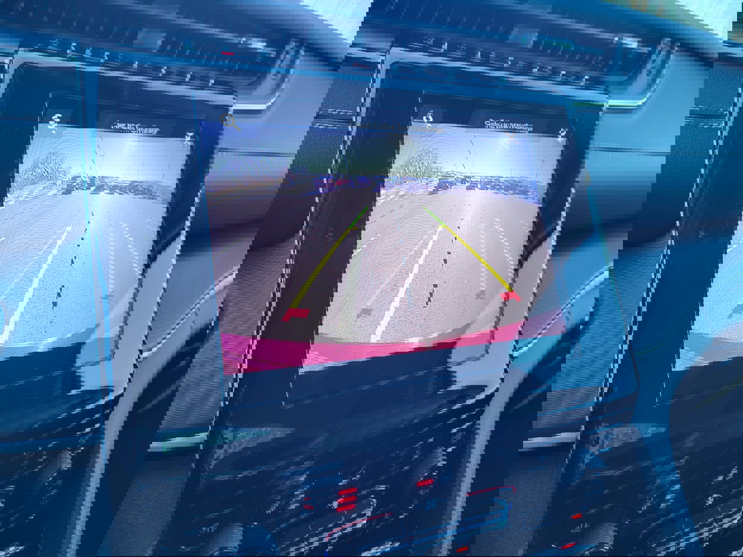 Used 2023 Jeep Grand Cherokee Laredo w/ Luxury Tech Group I image 22