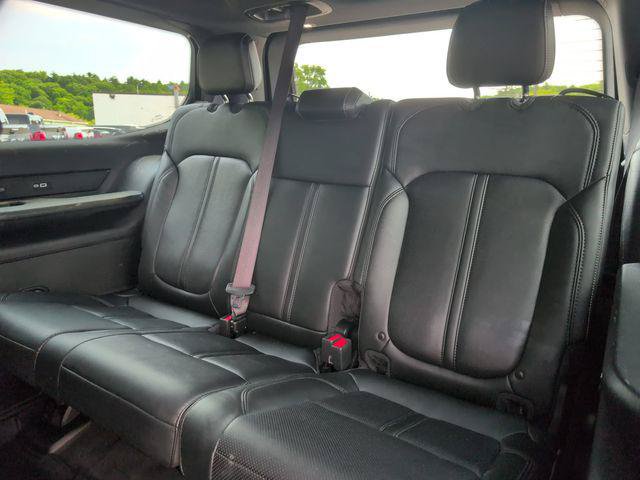 Certified 2023 Jeep Wagoneer Series III w/ Preferred Equipment Group AWD/4WD image 20