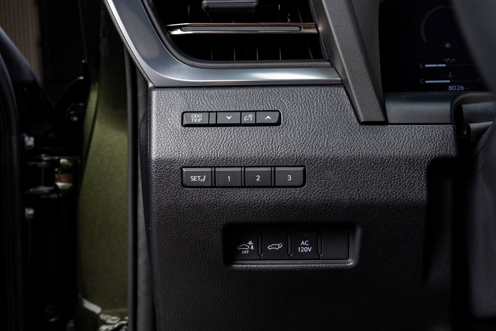 Used 2025 Lexus GX 550 w/ Accessory Package (Z1) AWD/4WD image 20