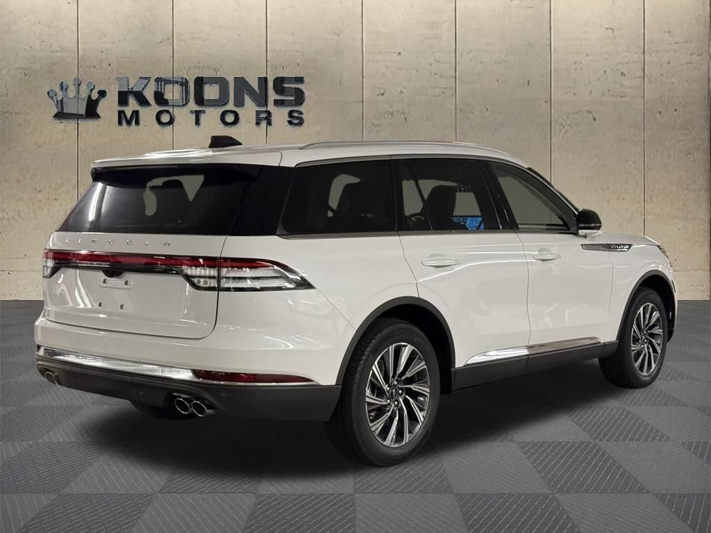 New 2026 Lincoln Aviator AWD image 4