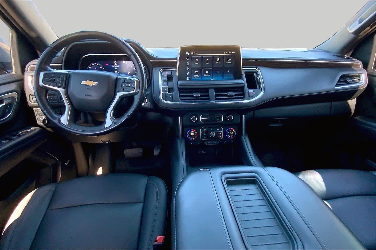 Used 2022 Chevrolet Suburban LT w/ LT Signature Package AWD/4WD image 15