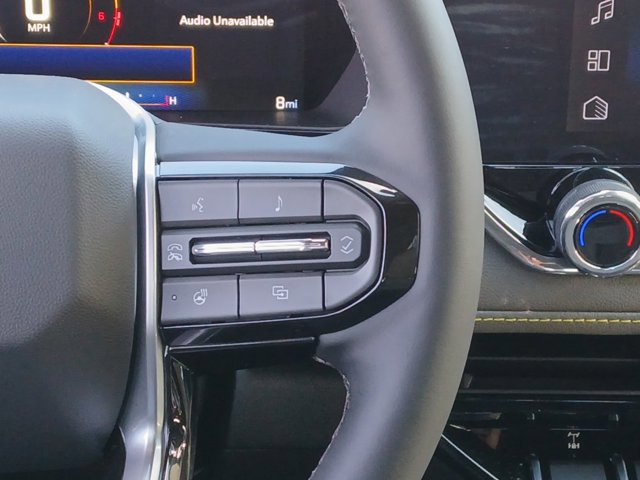 New 2026 Chevrolet Colorado ZR2 w/ Technology Package AWD/4WD image 10