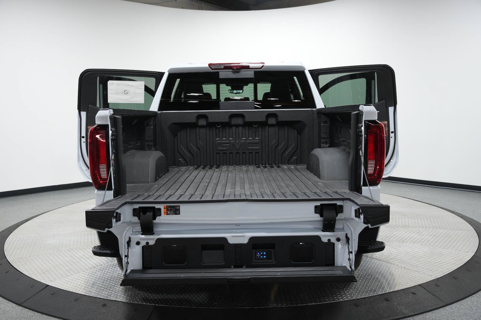 New 2026 GMC Sierra 1500 Denali Ultimate AWD/4WD image 14