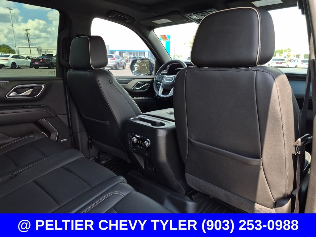 Used 2023 GMC Yukon SLT AWD/4WD image 18