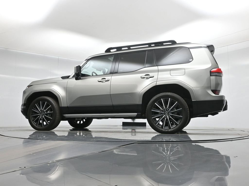 Used 2025 Lexus GX 550 w/ Accessory Package (2T) image 55