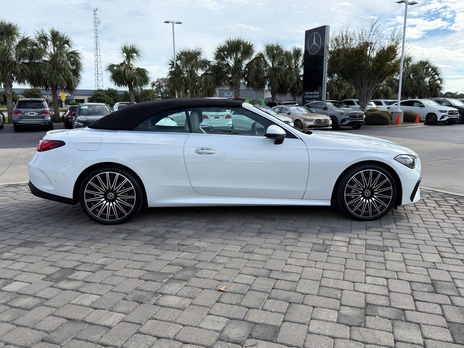 New 2026 Mercedes-Benz CLE 450 4MATIC Cabriolet image 6
