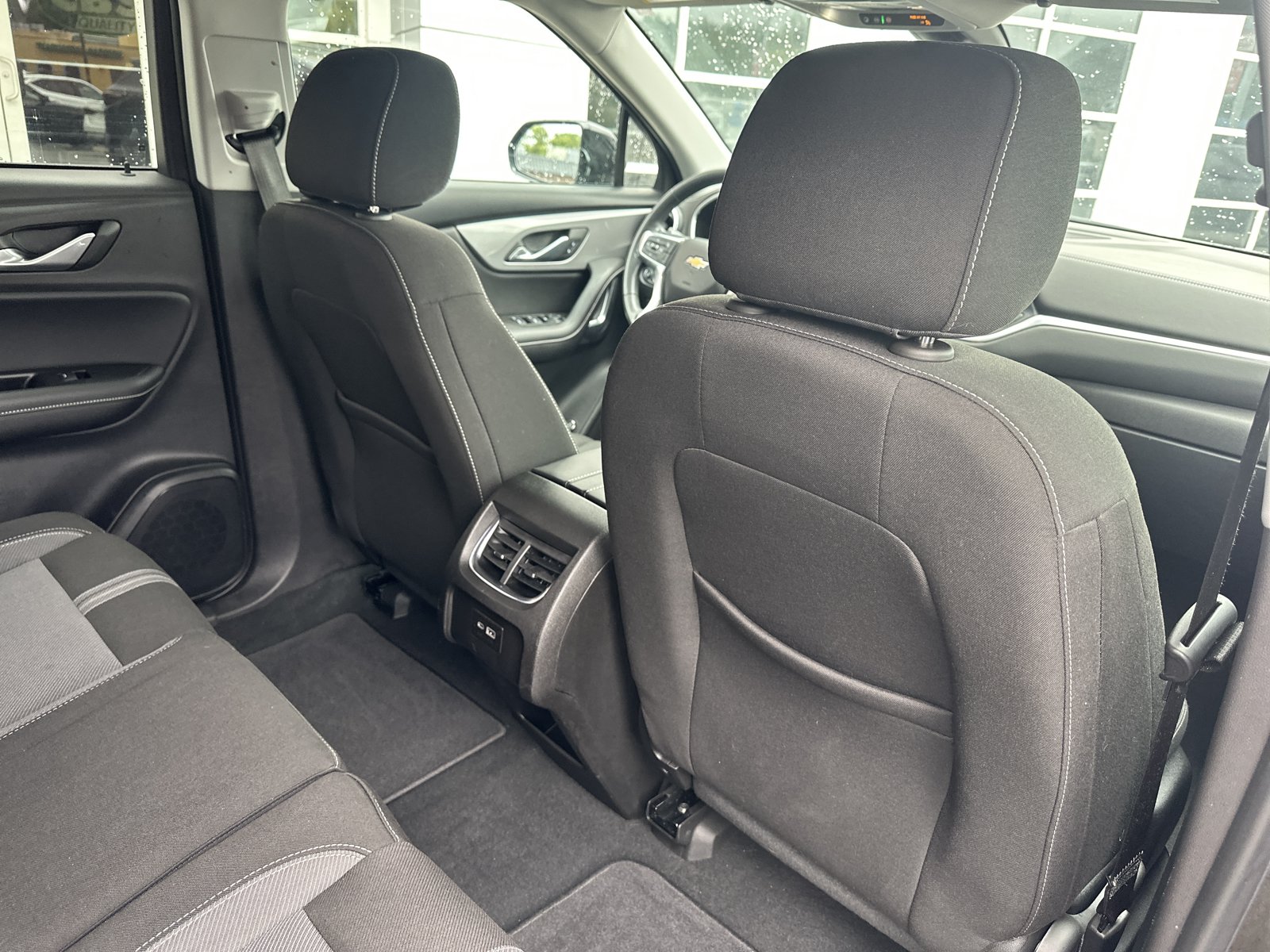 Used 2024 Chevrolet Blazer LT w/ Convenience Package FWD image 29