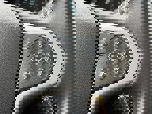 Used 2022 Chevrolet Colorado LT w/ Safety Package image 21