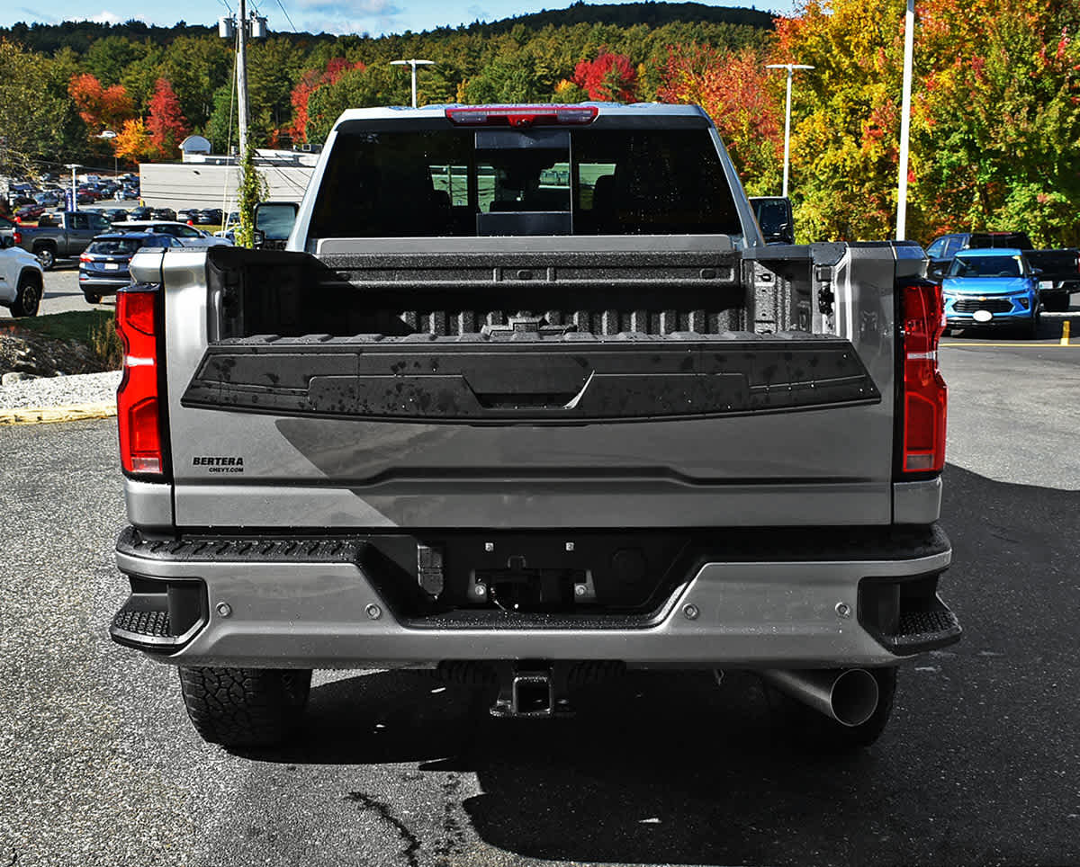 New 2026 Chevrolet Silverado 2500 High Country w/ High Country Premium Package AWD/4WD image 8