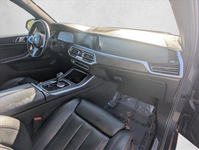 Used 2021 BMW X5 xDrive40i w/ M Sport Package image 21