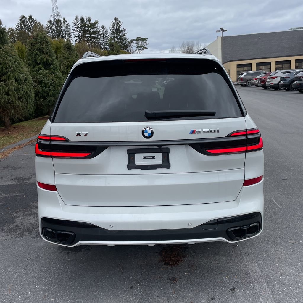 Used 2026 BMW X7 M60i AWD/4WD image 6