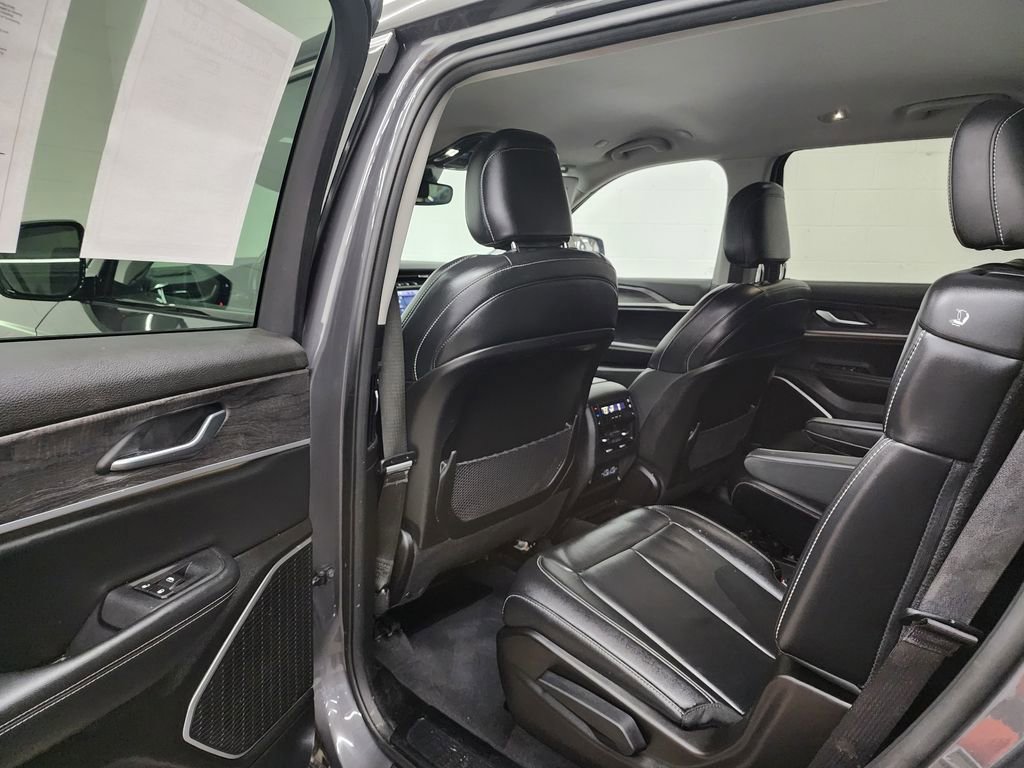 Used 2022 Jeep Grand Cherokee L Limited w/ MOPAR Finishing Package image 23