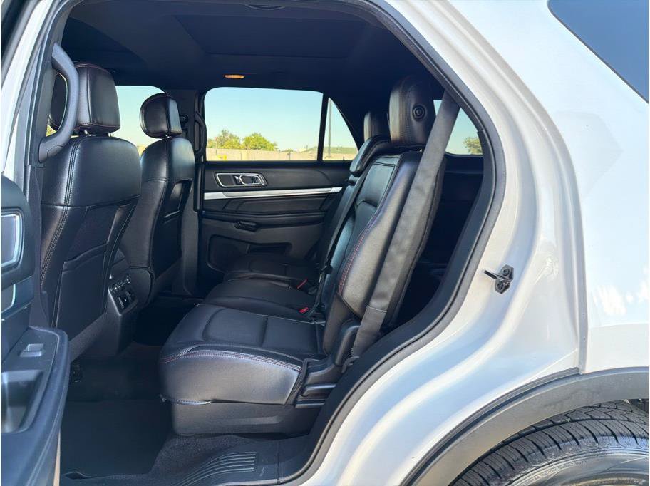 Used 2017 Ford Explorer Sport w/ Equipment Group 401A AWD/4WD image 11