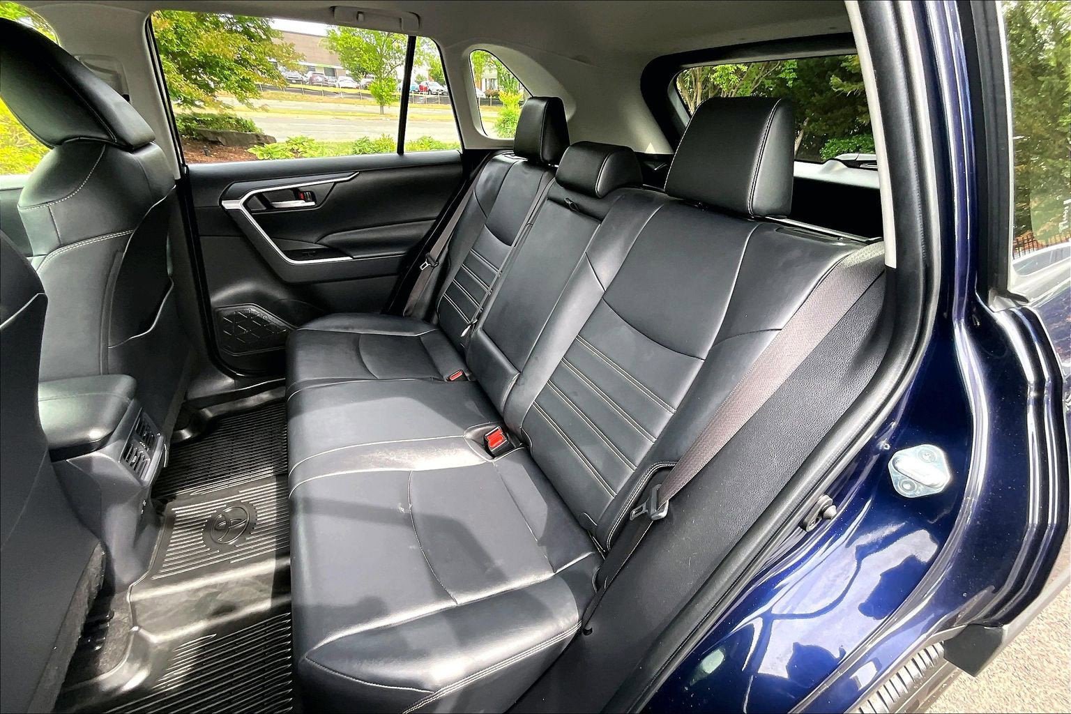 Used 2019 Toyota RAV4 XLE Premium w/ All Weather Liner Package AWD/4WD image 25