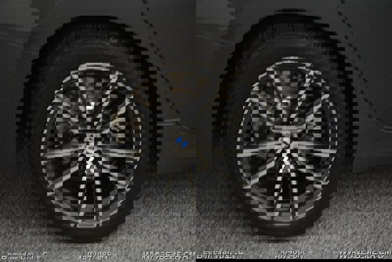 Used 2020 BMW 330i Sedan w/ Convenience Package image 44