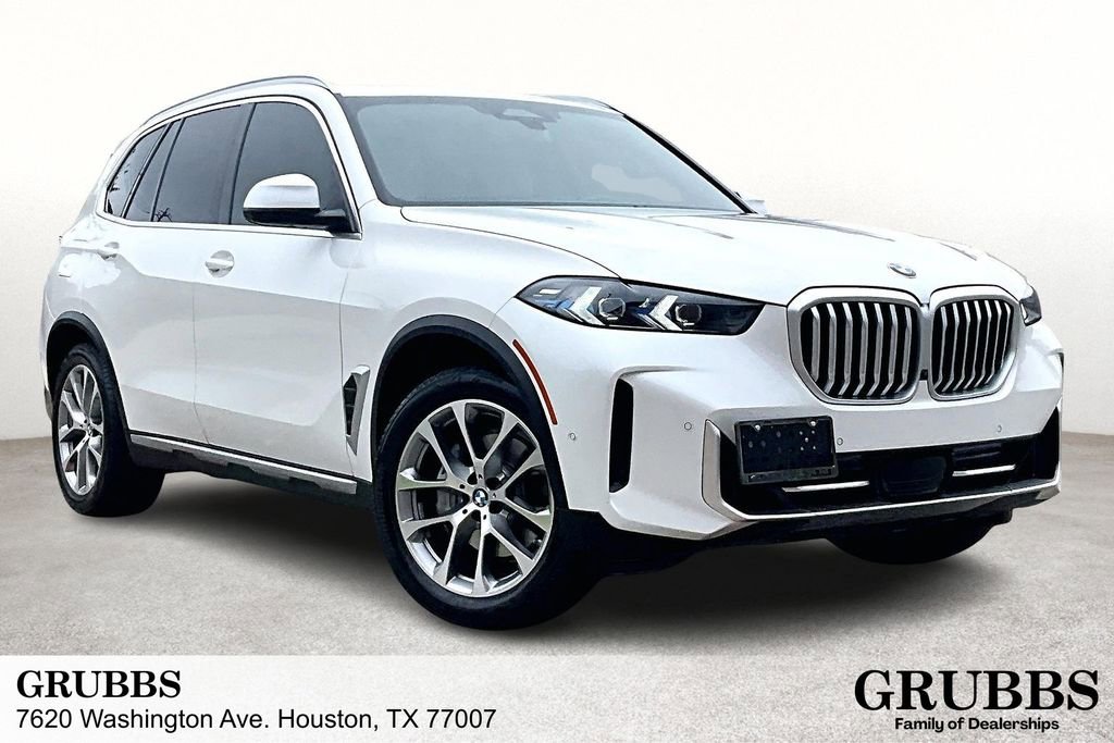 Used 2024 BMW X5 sDrive40i w/ Premium Package image 1