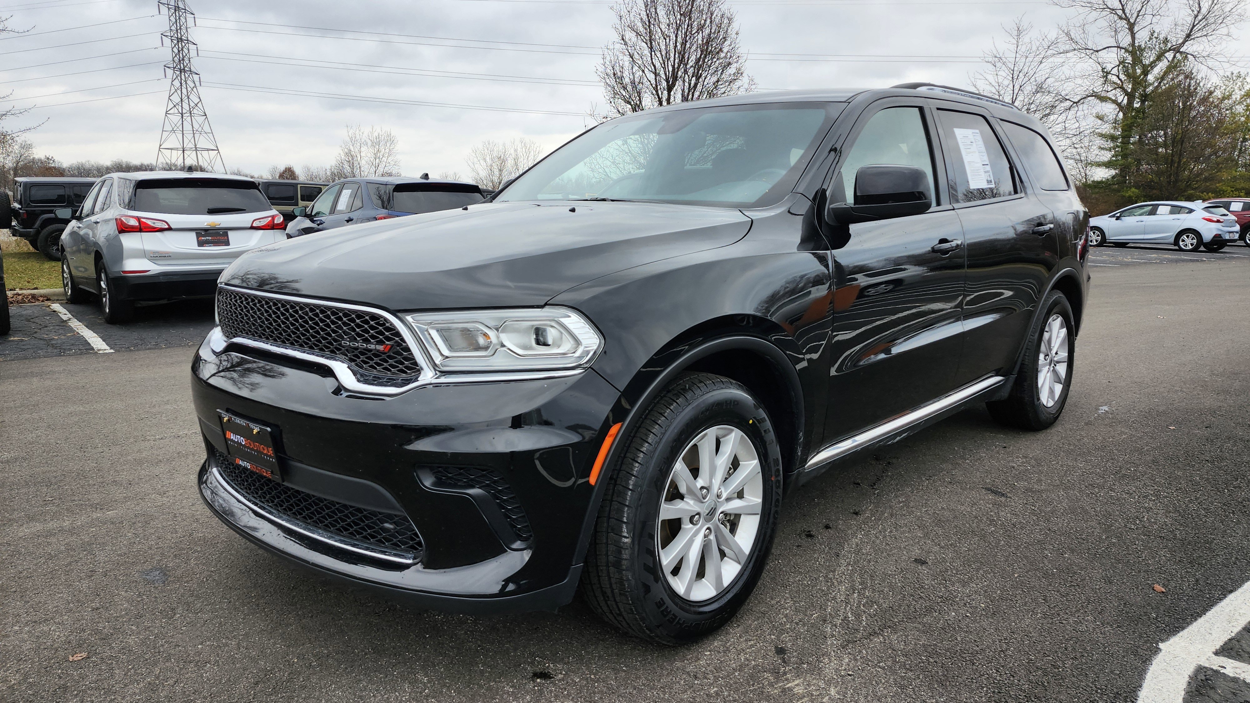 Used 2023 Dodge Durango SXT image 13
