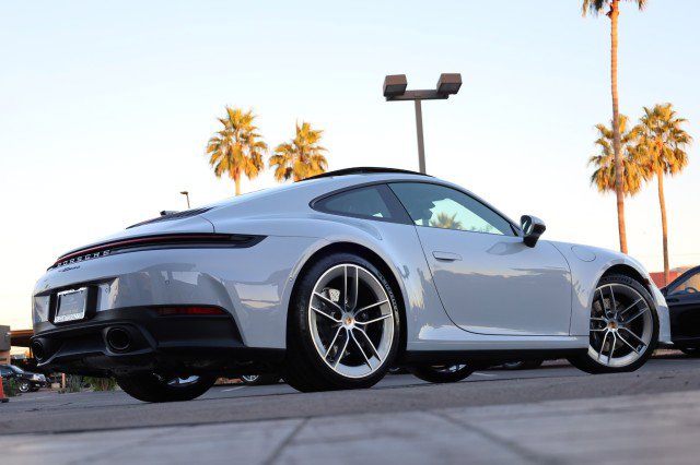 Used 2025 Porsche 911 Carrera image 19
