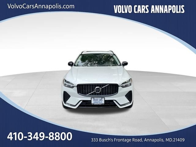 Certified 2024 Volvo XC60 B5 Plus AWD/4WD image 3