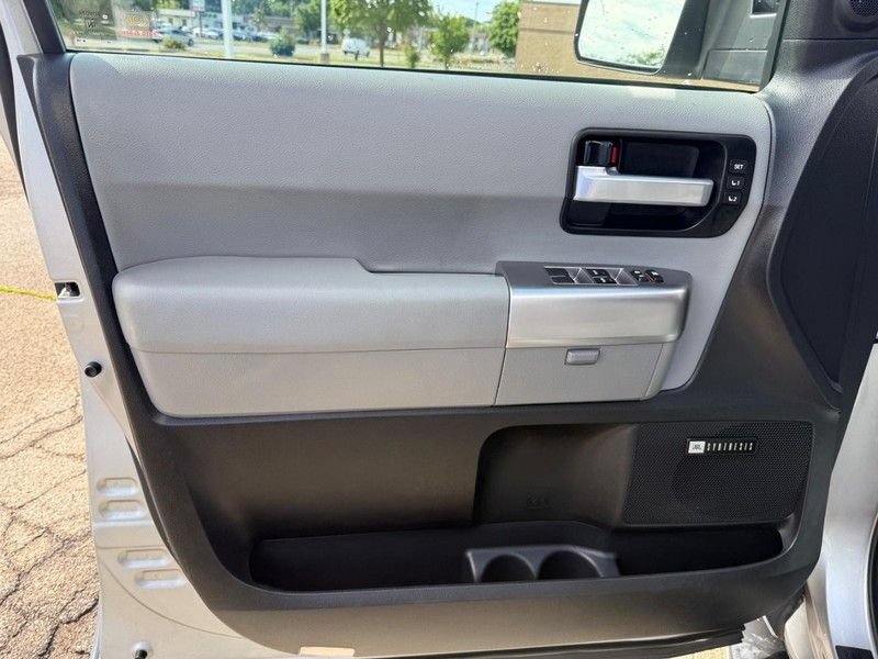 Used 2020 Toyota Sequoia Limited w/ Safety & Convenience Package AWD/4WD image 20