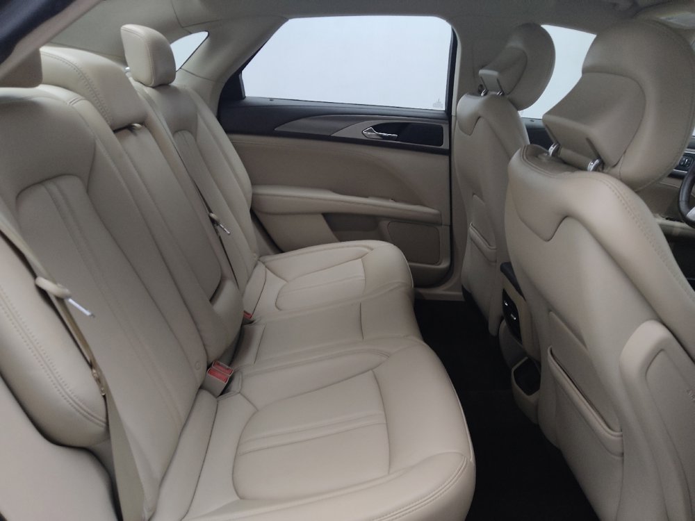 Used 2018 Lincoln MKZ Premiere FWD image 19