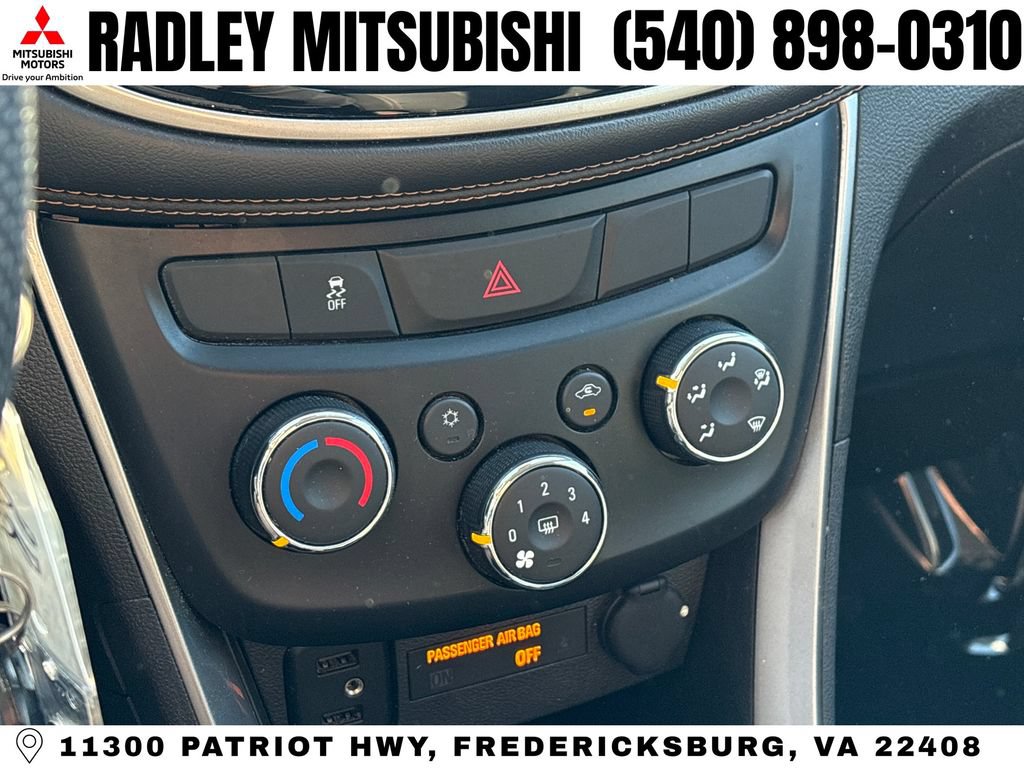 Used 2020 Chevrolet Trax LS w/ Tint and Cruise Package FWD image 8