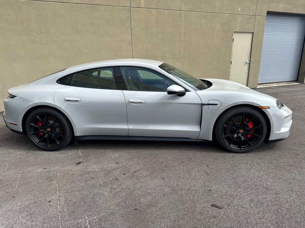 New 2025 Porsche Taycan 4S image 10