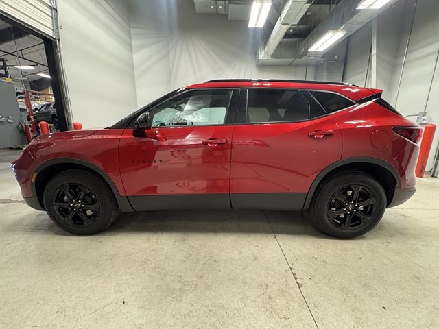 Used 2023 Chevrolet Blazer LT w/ Convenience Package AWD/4WD image 5