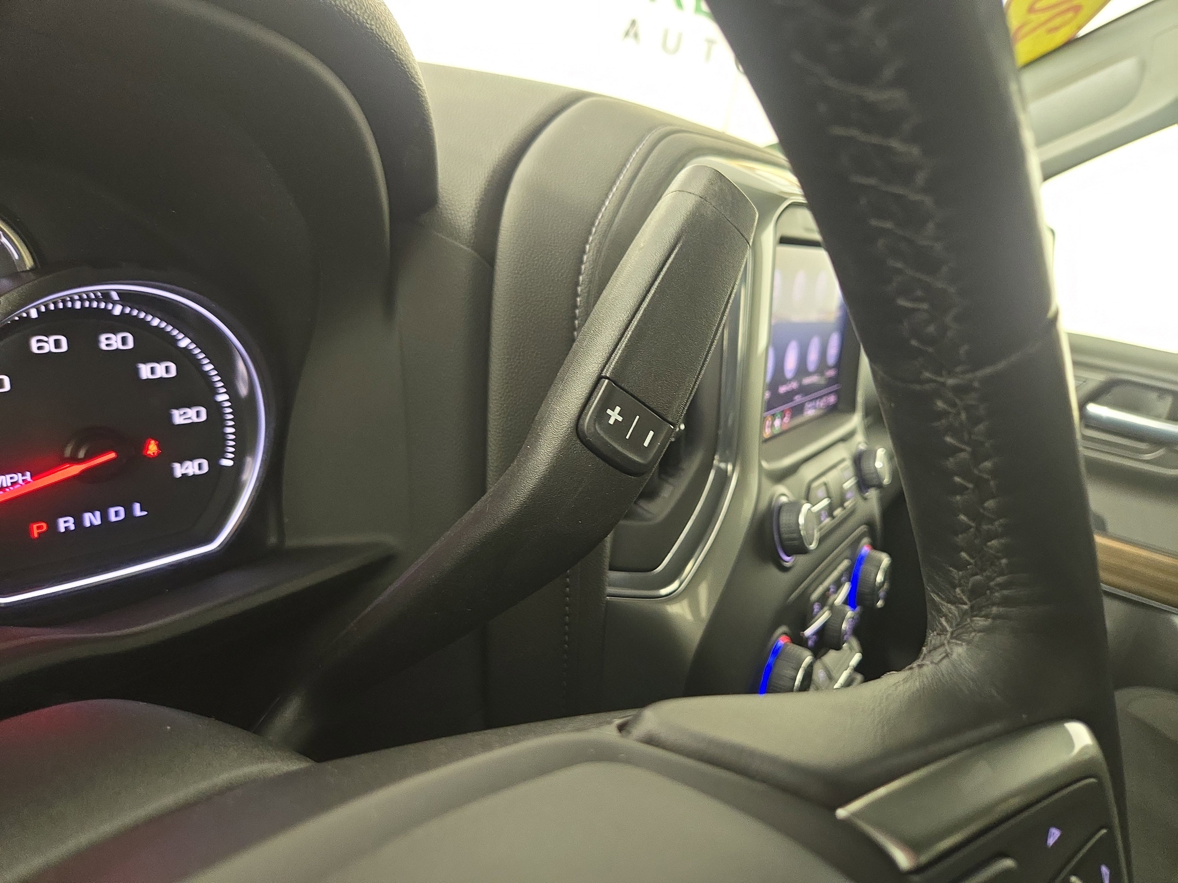 Certified 2022 Chevrolet Silverado 1500 LT w/ Z71 Off-Road Package image 23