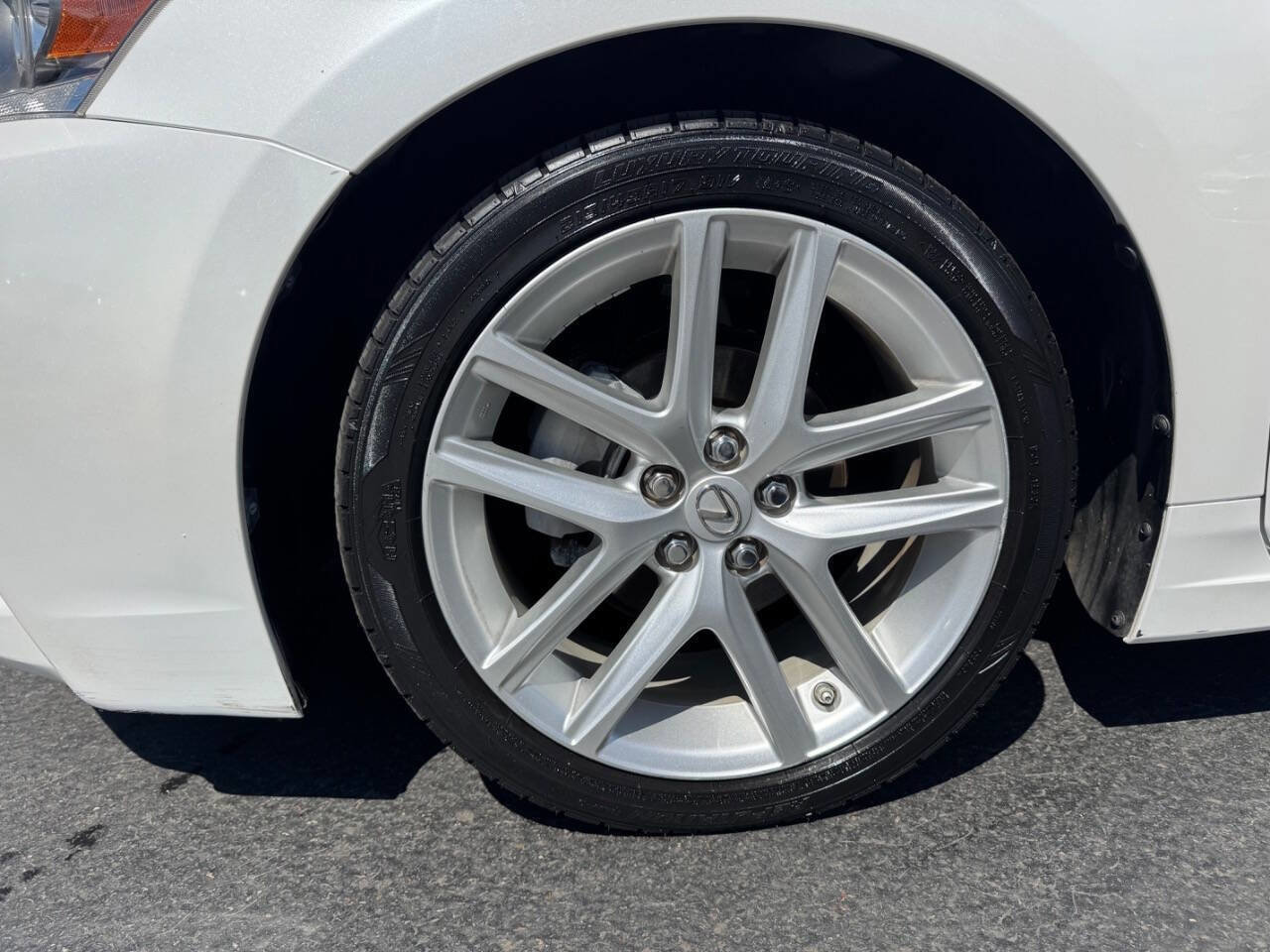 Used 2017 Lexus CT 200h w/ Seat Comfort Package image 18