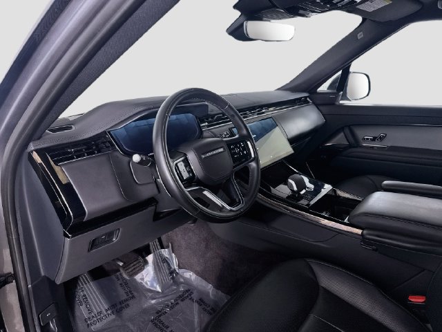 Used 2025 Land Rover Range Rover Sport SE AWD/4WD image 22