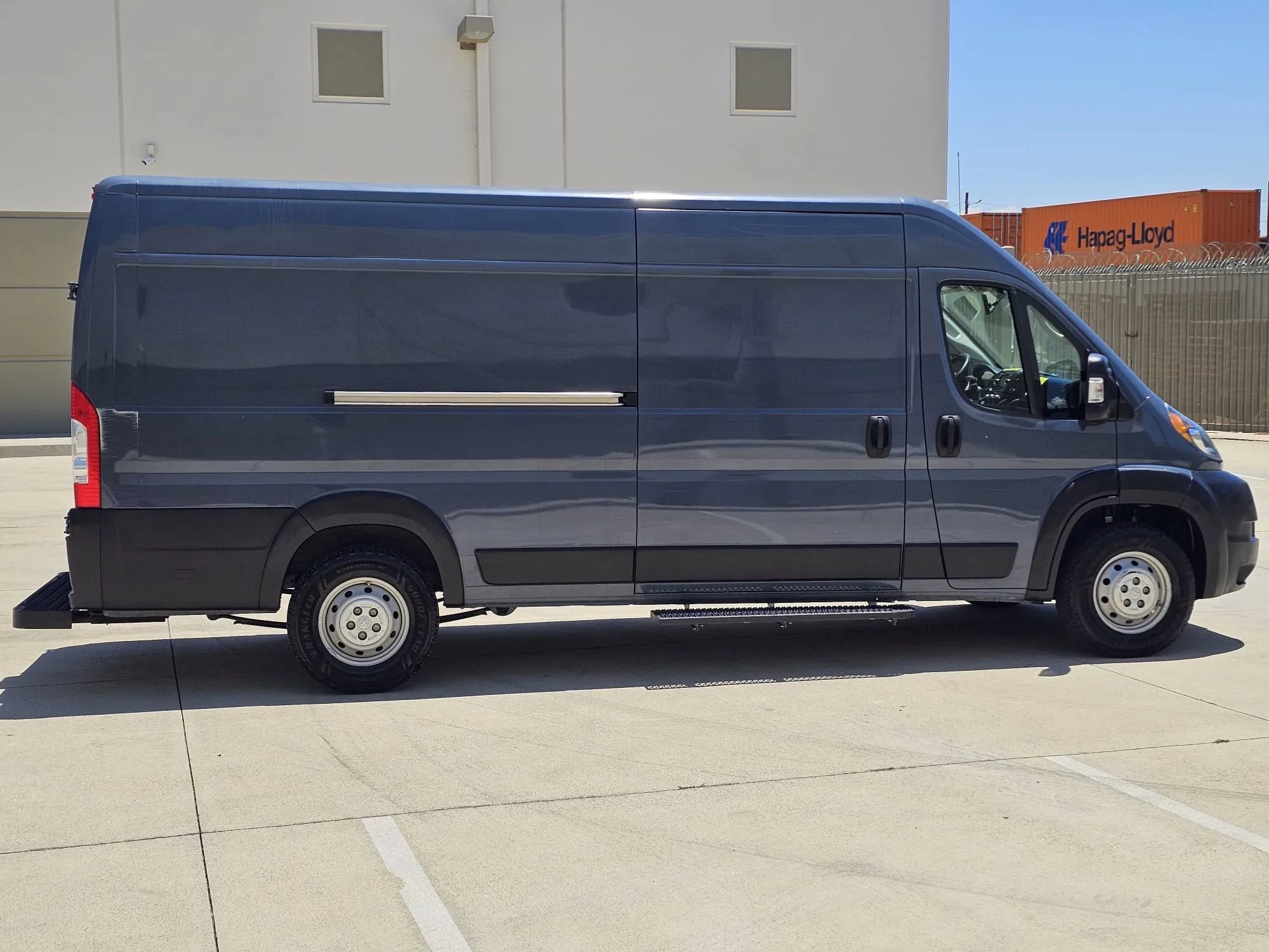 Used 2020 RAM ProMaster 3500 FWD image 4