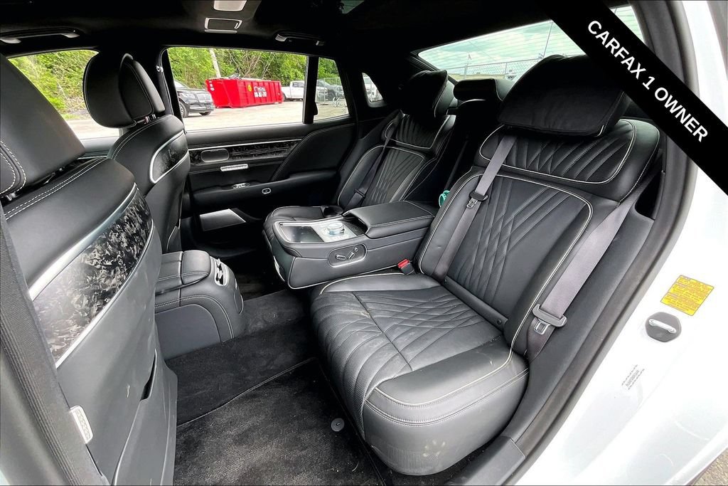 Used 2025 Genesis G90 3.5T AWD/4WD image 6
