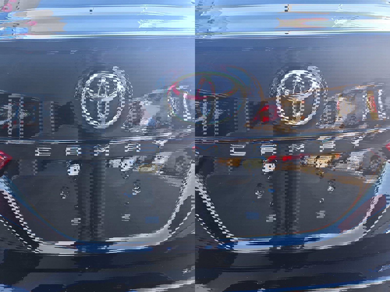 Used 2022 Toyota Camry XSE image 23